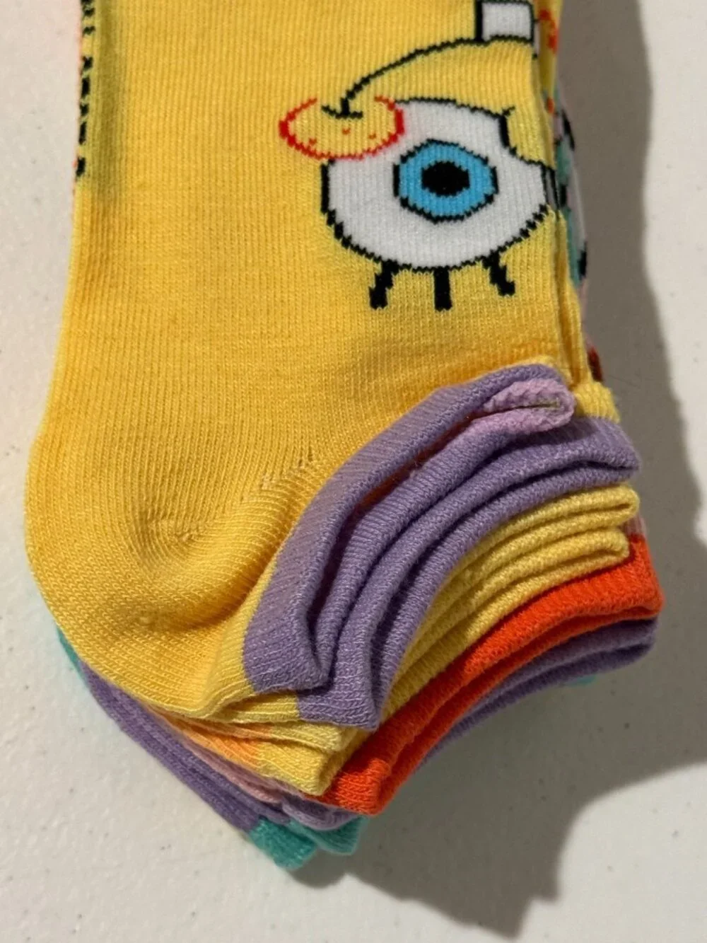 SpongeBob SquarePants 6 Pair Ankle Socks Womens Shoe Size 9-11 NWT